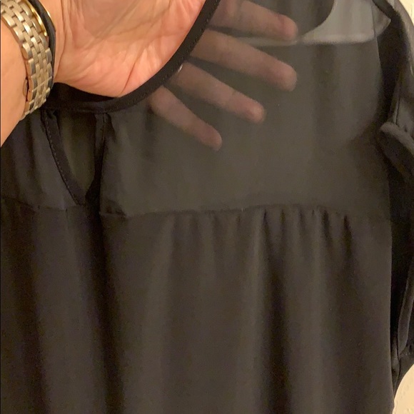 🐝 Black top / sheer top - Picture 5 of 9